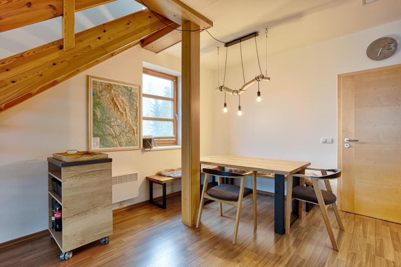 Horsky U Lesa Apartment Ricky (Hradec Kralove)